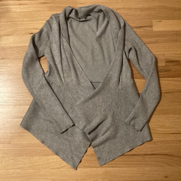 89th & Madison Gray Cardigan - Picture 1 of 3